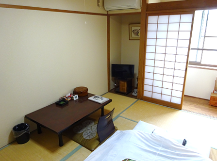 クルミ旅館